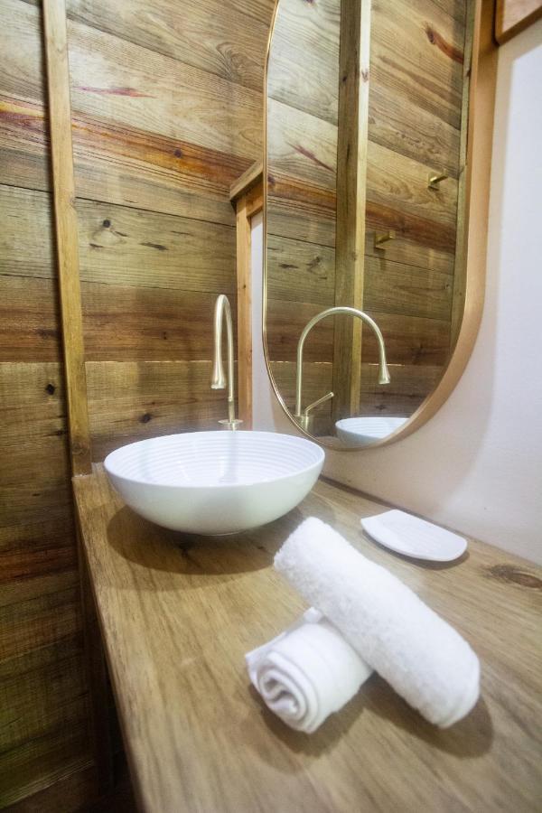 Villa Monkey Tiny House - Private Swimming Pool à Big Bight Extérieur photo