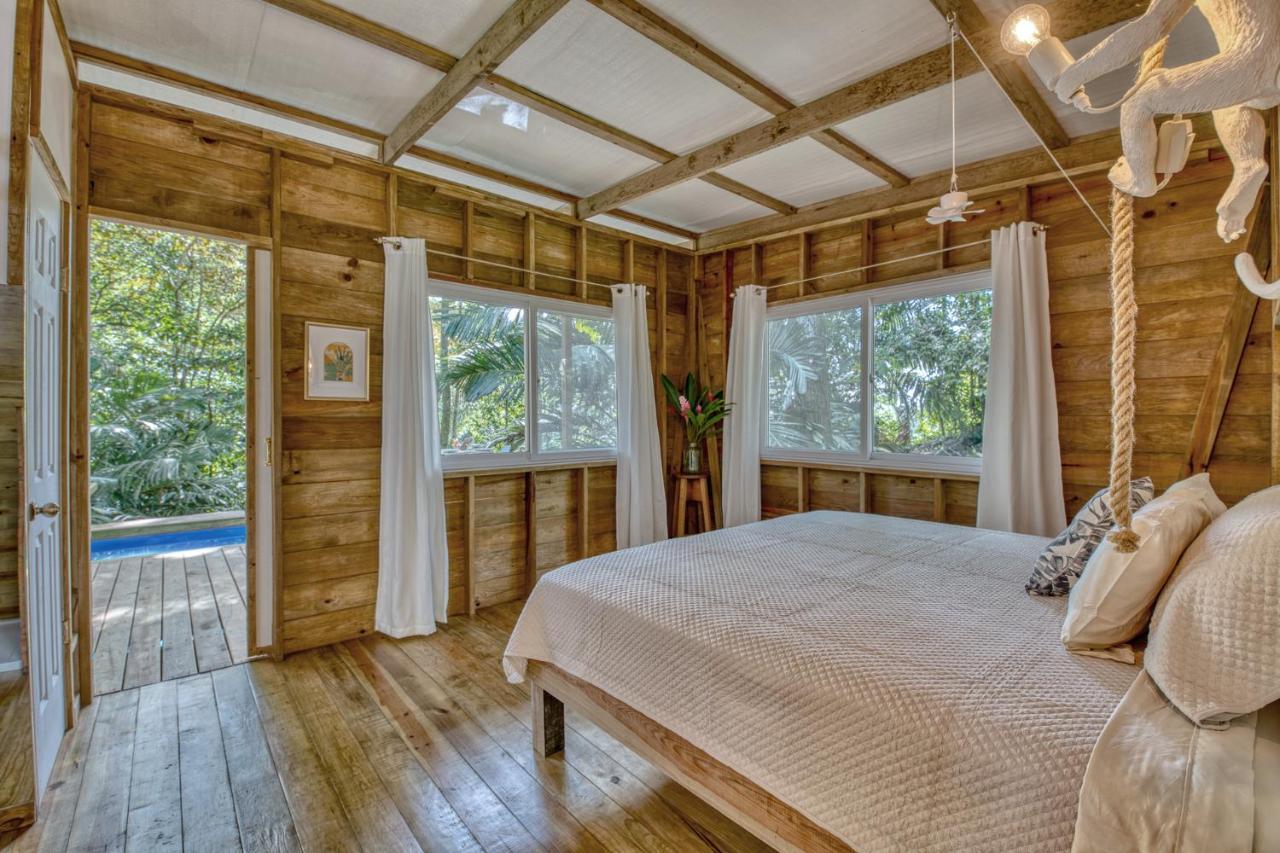 Villa Monkey Tiny House - Private Swimming Pool à Big Bight Extérieur photo