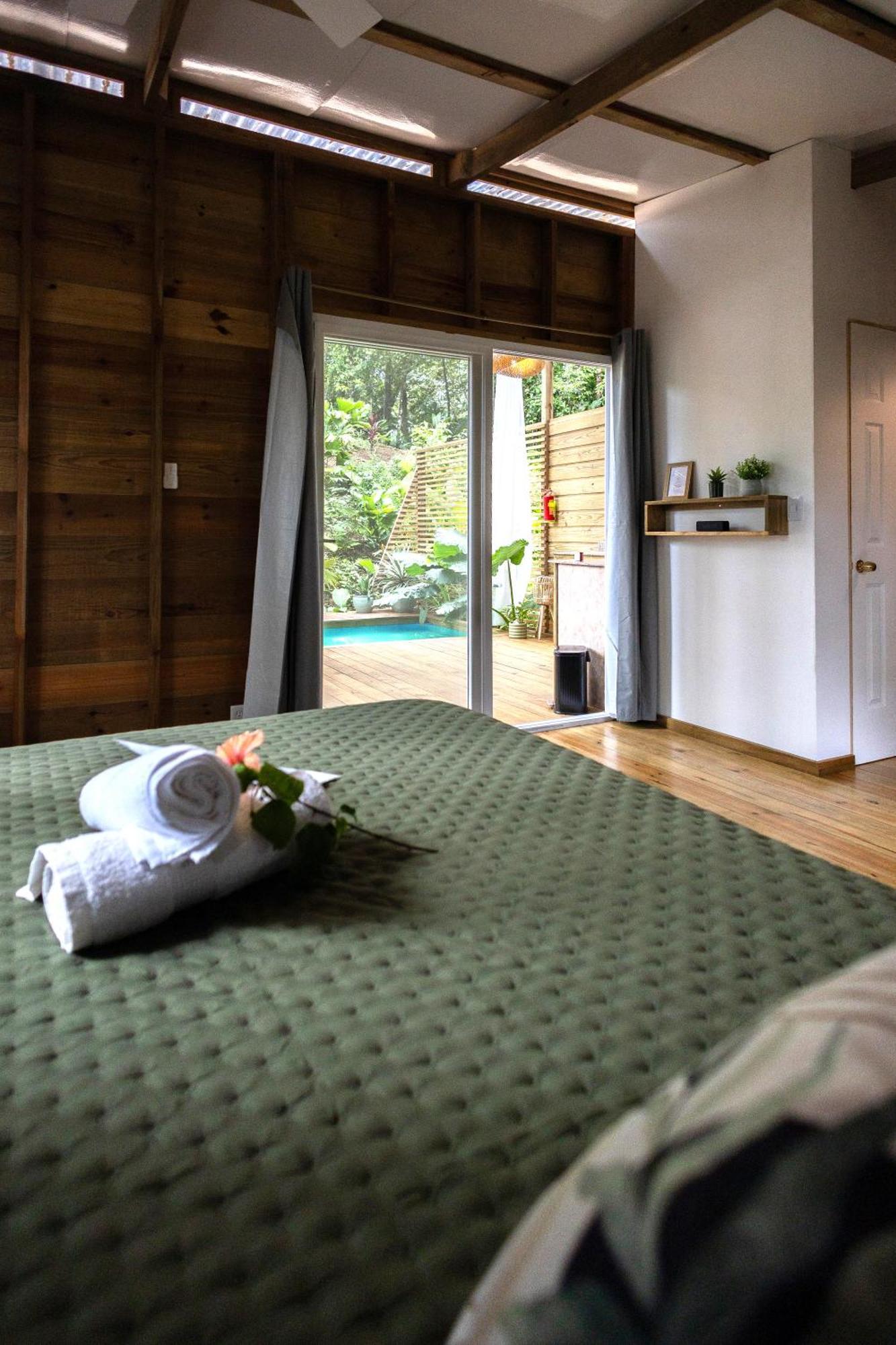 Villa Monkey Tiny House - Private Swimming Pool à Big Bight Extérieur photo